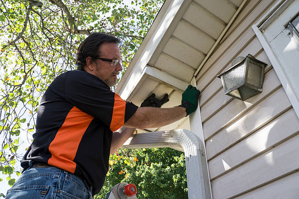 Best Garage Cleanout  in Houghton, MI